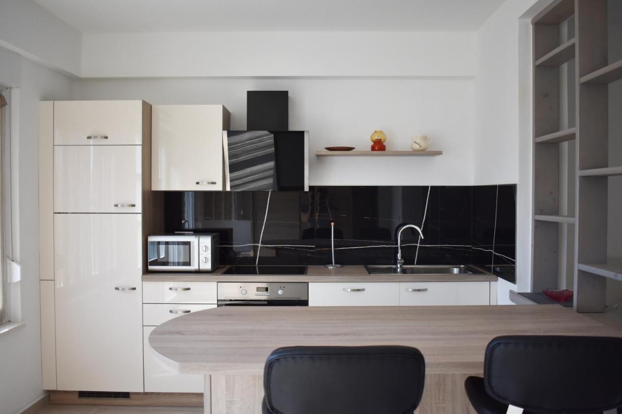Relax & Enjoy - Marcana Apartments Luaran gambar